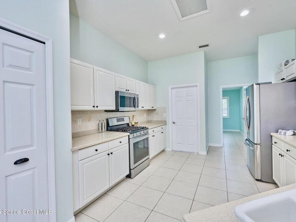 4705 Stephanie Lane, Vero Beach, FL 32968