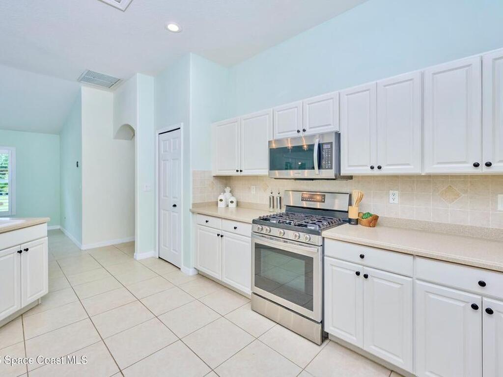 4705 Stephanie Lane, Vero Beach, FL 32968