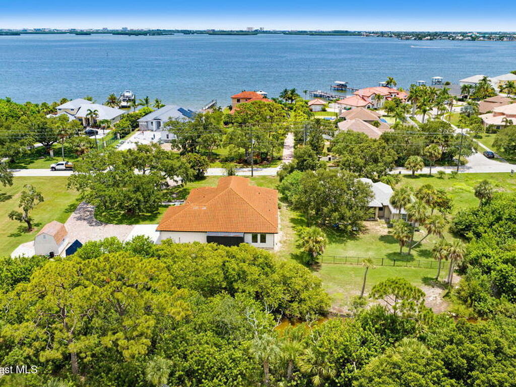 1825 S Banana River Drive, Merritt Island, FL 32952