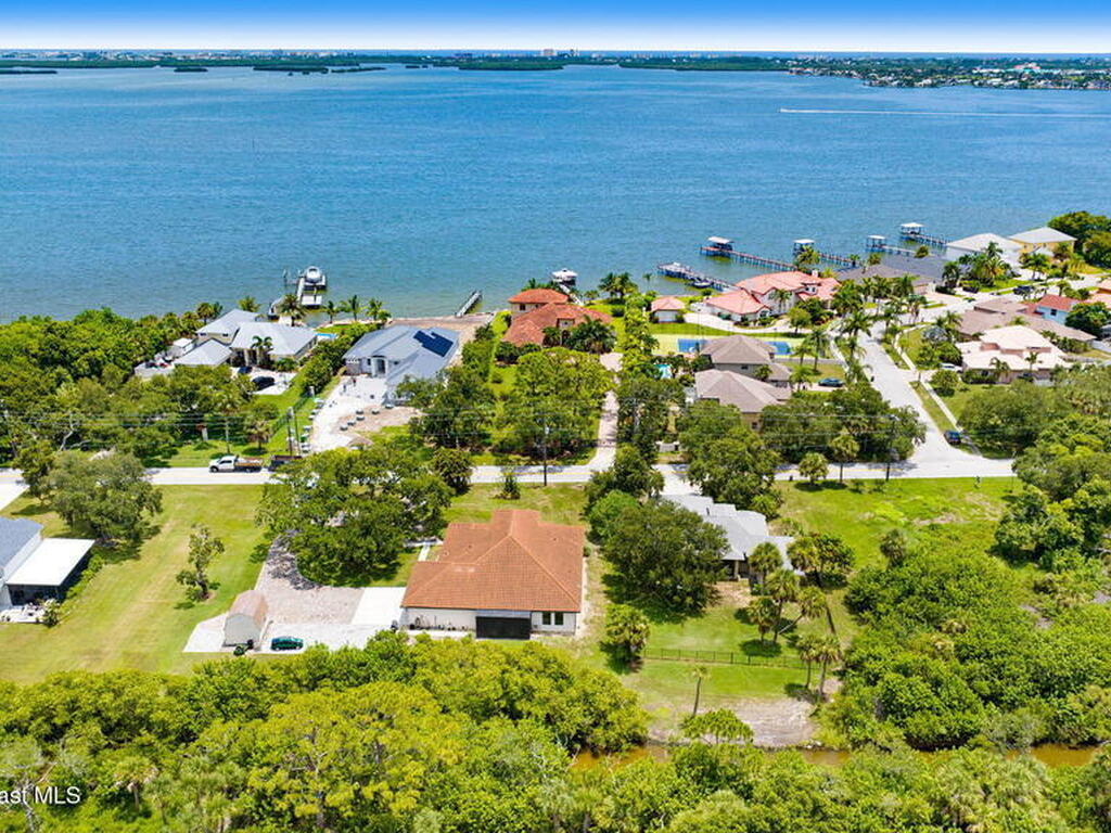 1825 S Banana River Drive, Merritt Island, FL 32952