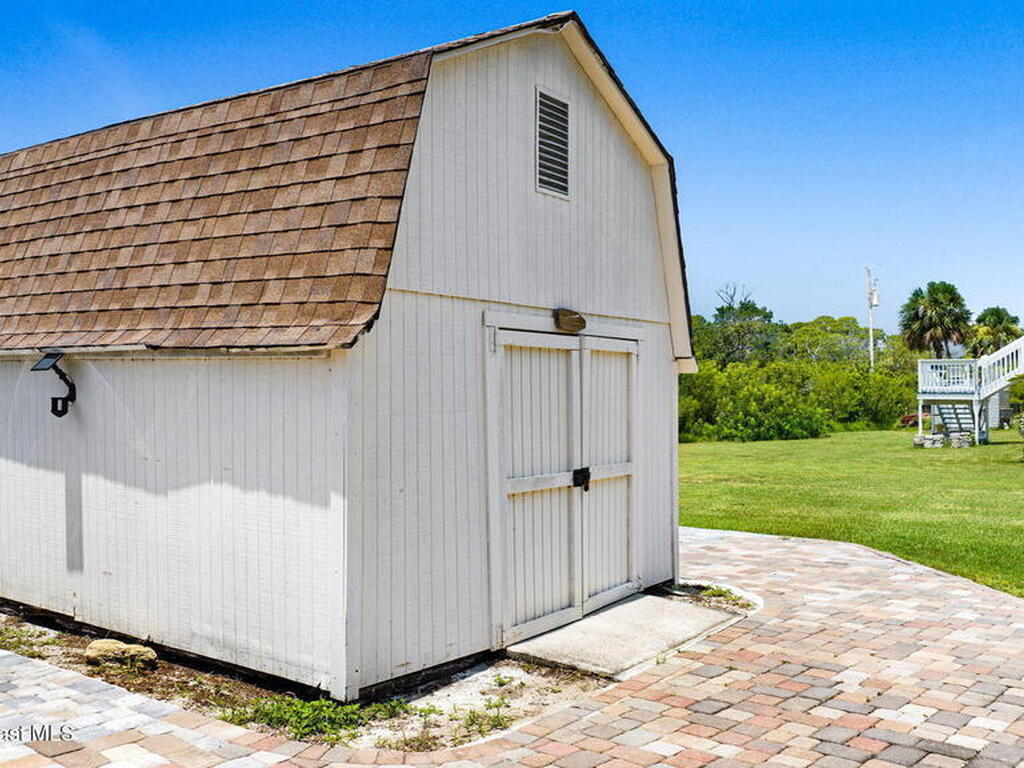 1825 S Banana River Drive, Merritt Island, FL 32952
