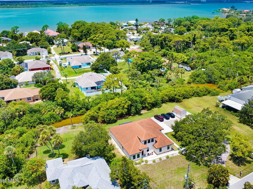 1825 S Banana River Drive, Merritt Island, FL 32952