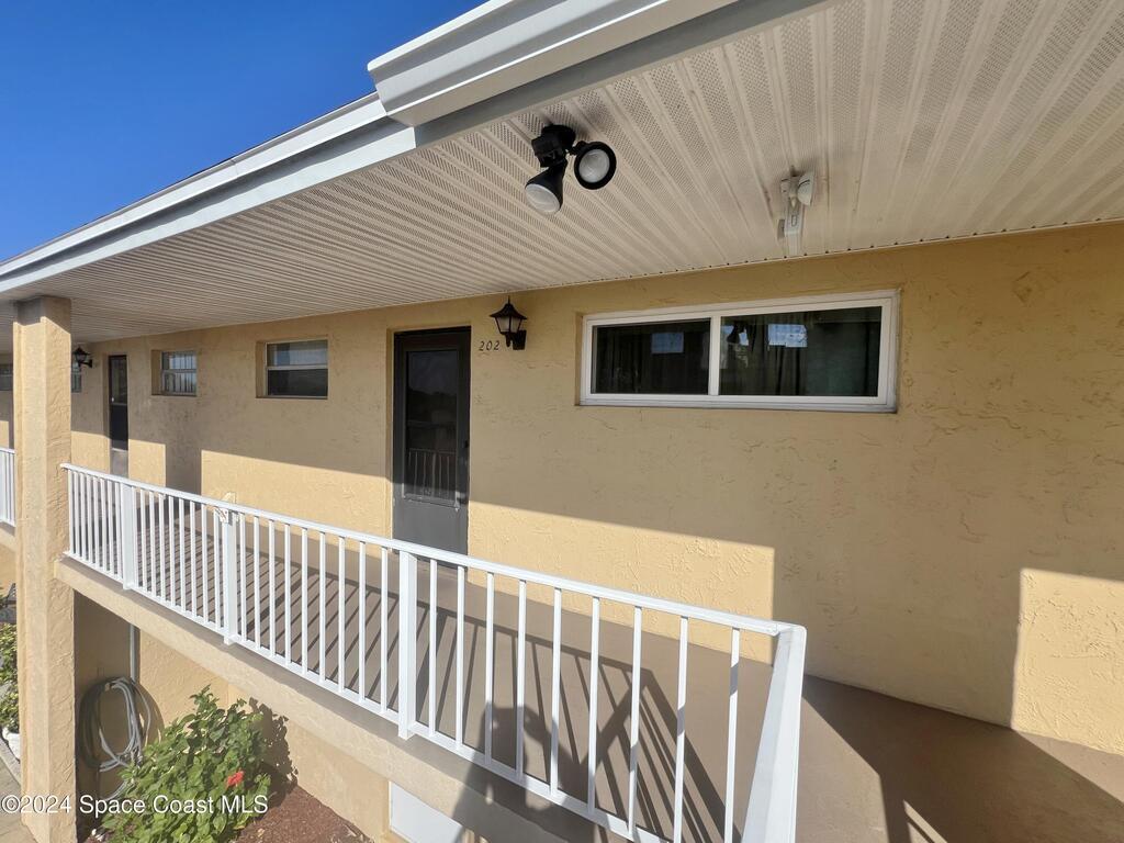 2135 N Courtenay Parkway, Merritt Island, FL 32953