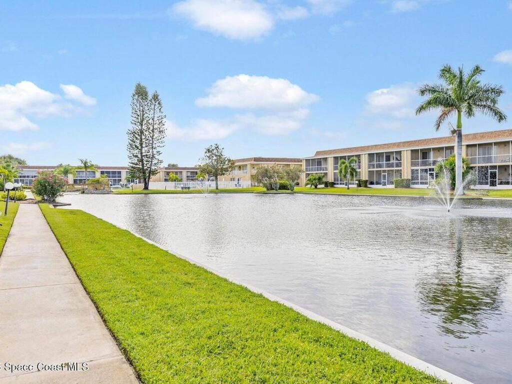 2135 N Courtenay Parkway, Merritt Island, FL 32953