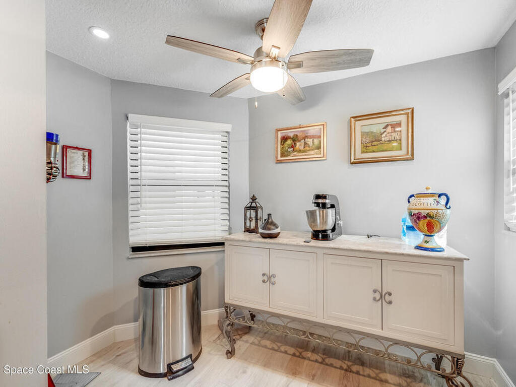 5055 Dixie Highway, Palm Bay, FL 32905