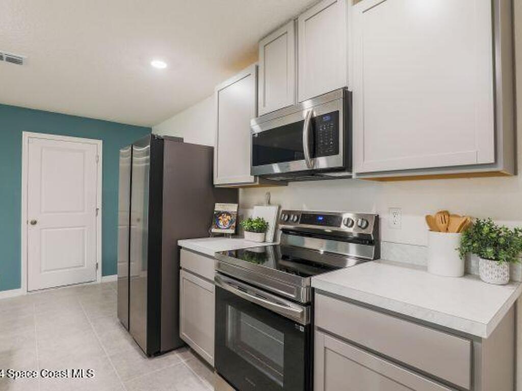 753 Kingfisher Street, Palm Bay, FL 32908