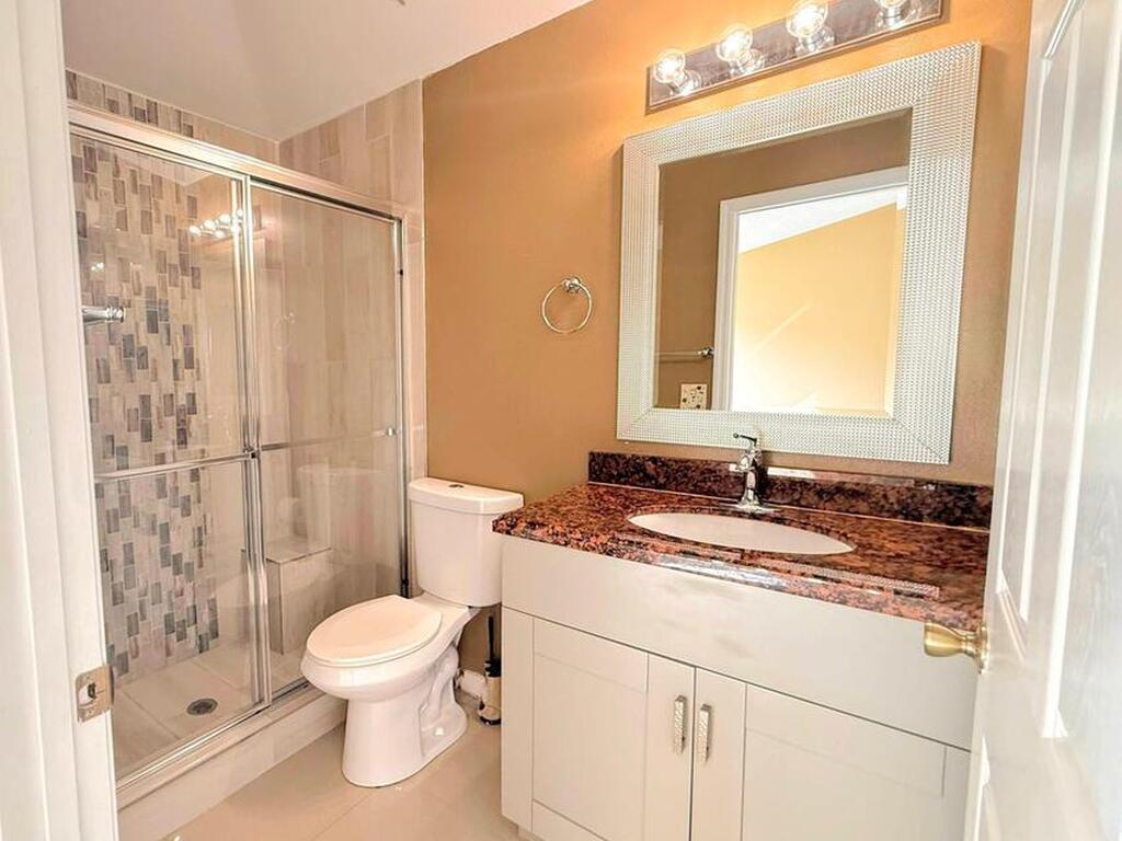 2075 4th Avenue, Vero Beach, FL 32962