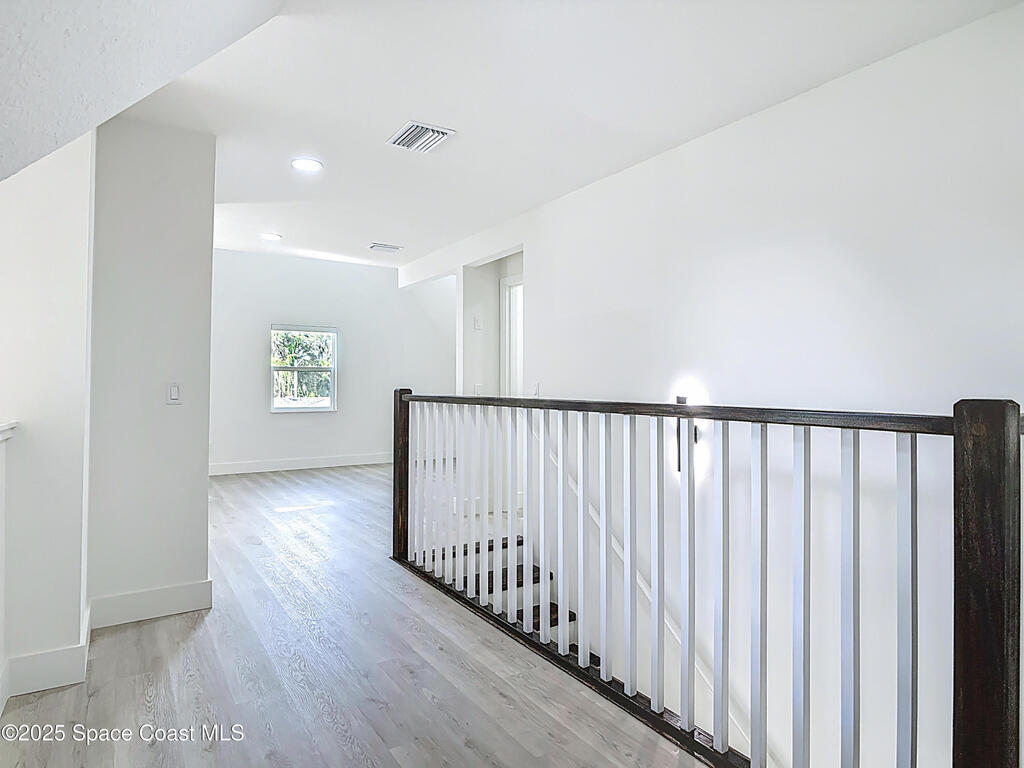 128 S Montgomery Avenue, DeLand, FL 32720