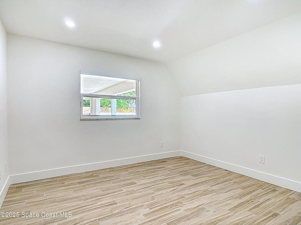 128 S Montgomery Avenue, DeLand, FL 32720