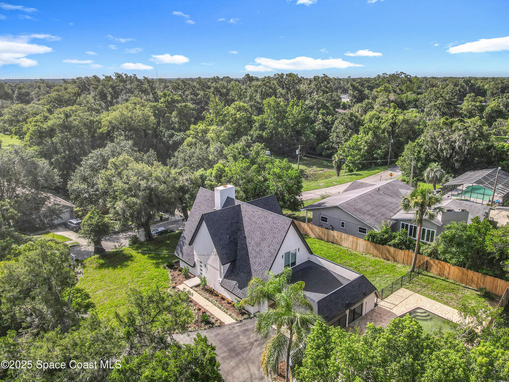 128 S Montgomery Avenue, DeLand, FL 32720