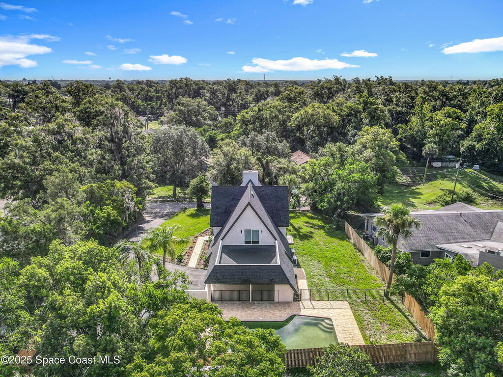 128 S Montgomery Avenue, DeLand, FL 32720