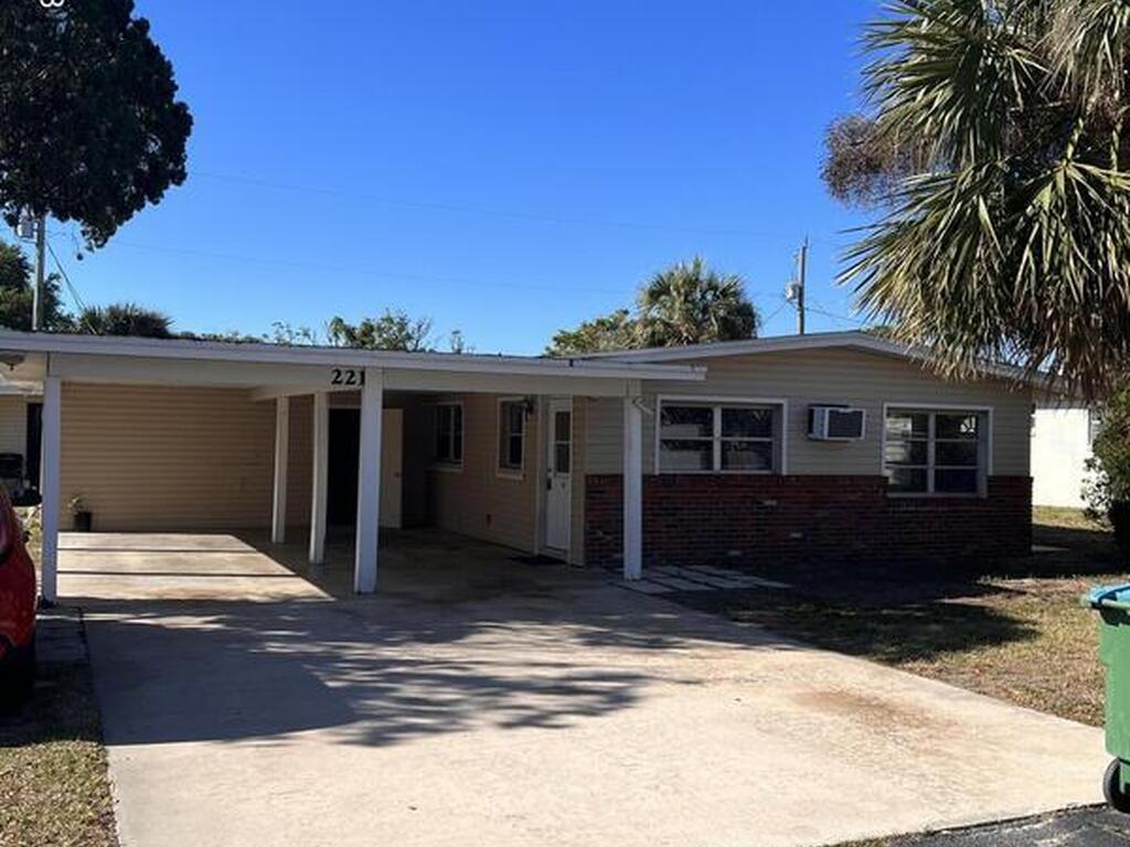 221 Madison Avenue, Cape Canaveral, FL 32920