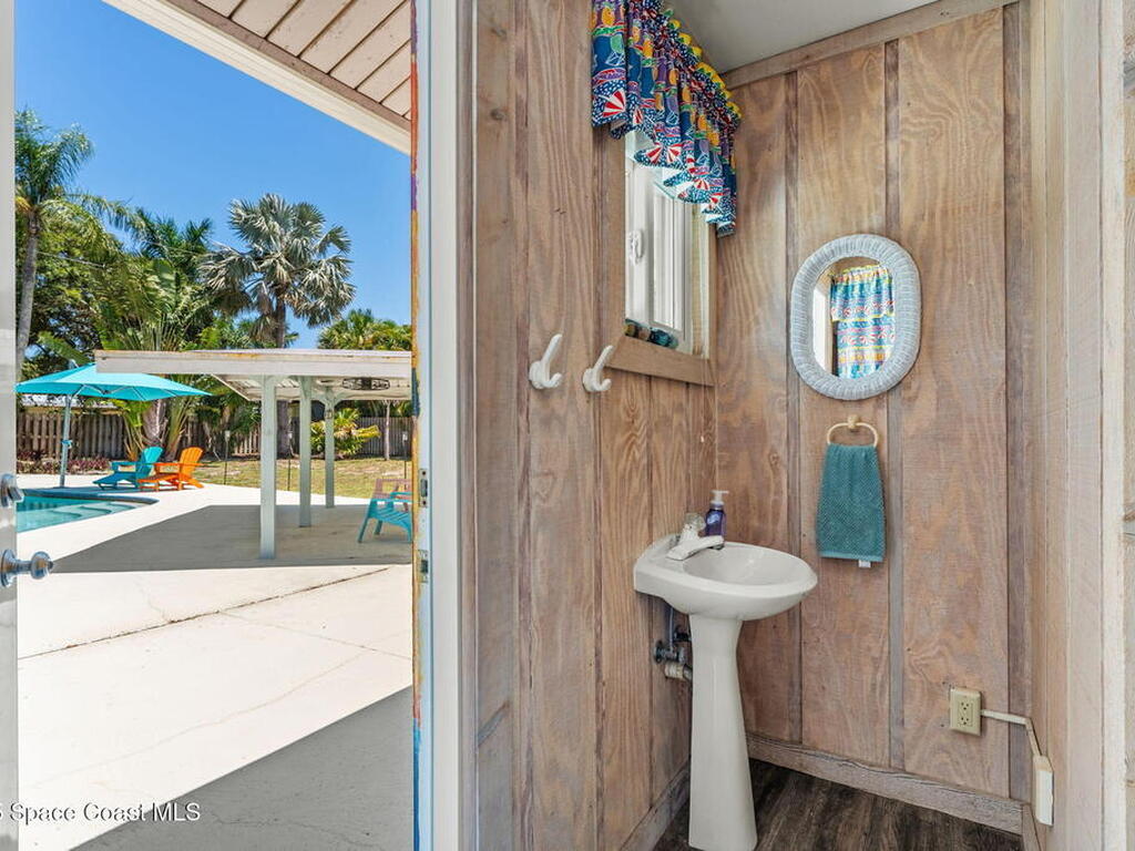 1105 Magnolia Drive, Indialantic, FL 32903