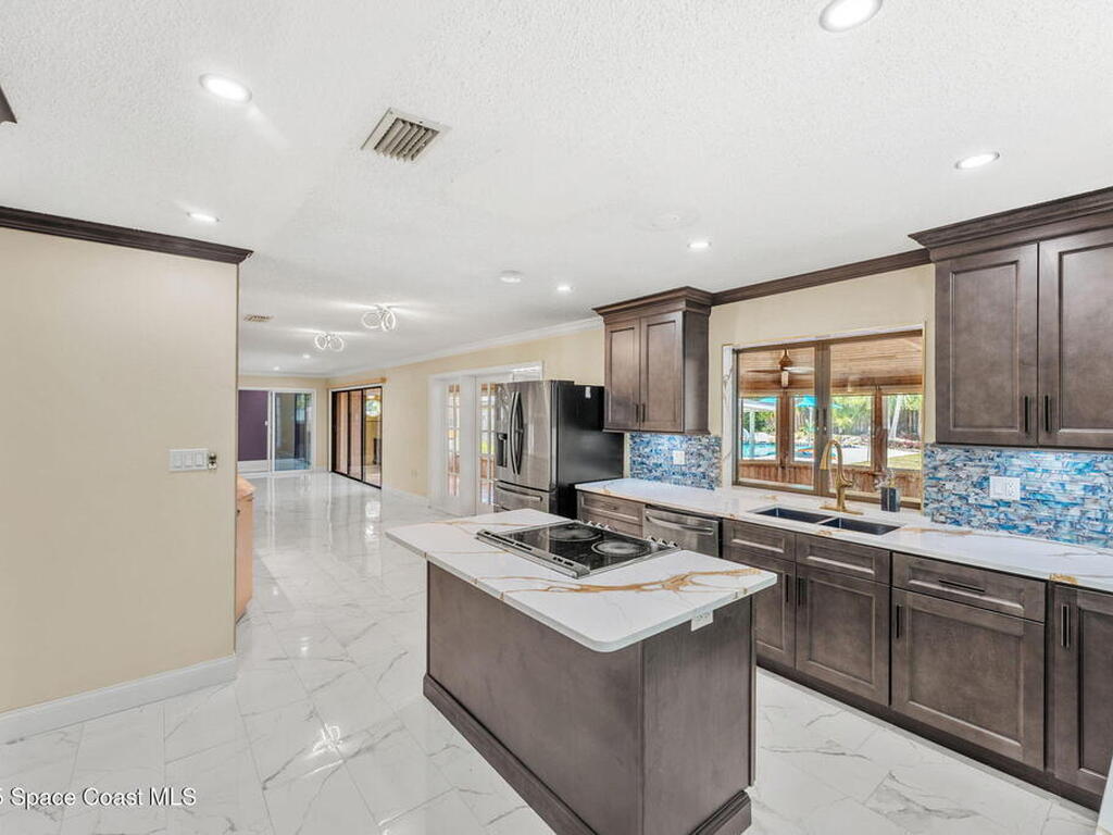 1105 Magnolia Drive, Indialantic, FL 32903
