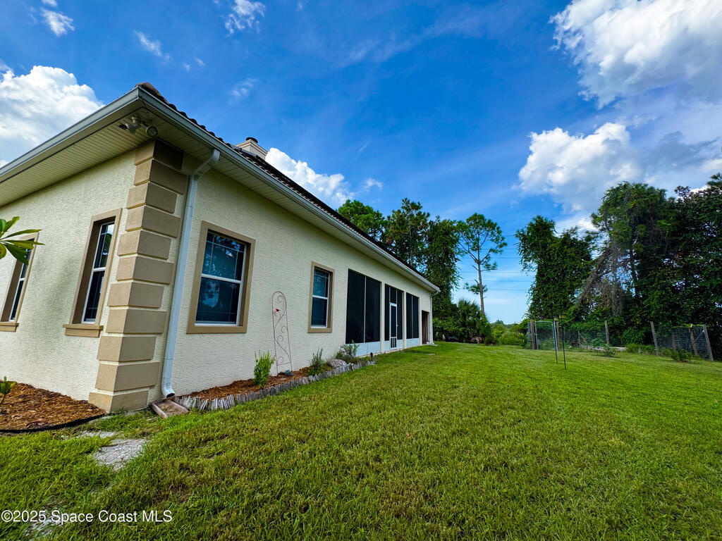 2775 Fawn Lake Boulevard, Mims, FL 32754