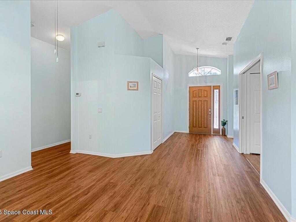 2499 Coral Ridge Circle, Melbourne, FL 32935