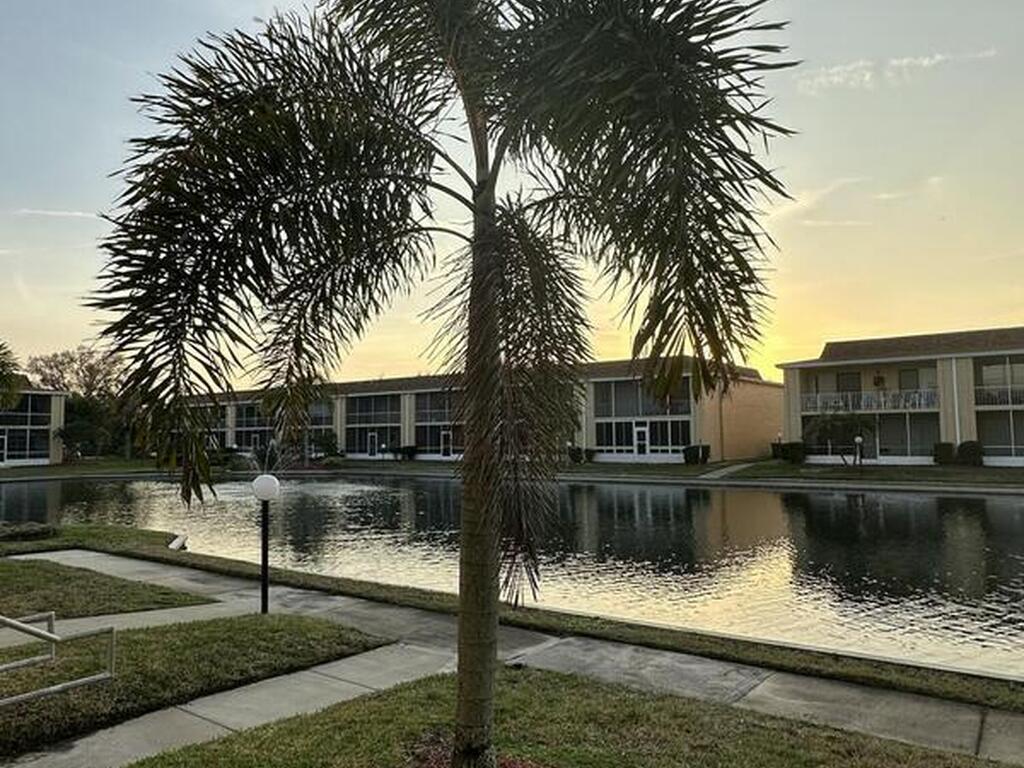2135 N Courtenay Parkway, Merritt Island, FL 32953