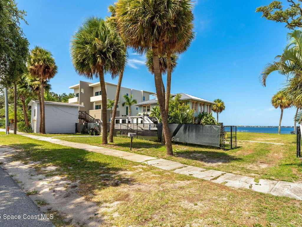 1811 Riverview Drive, Melbourne, FL 32901