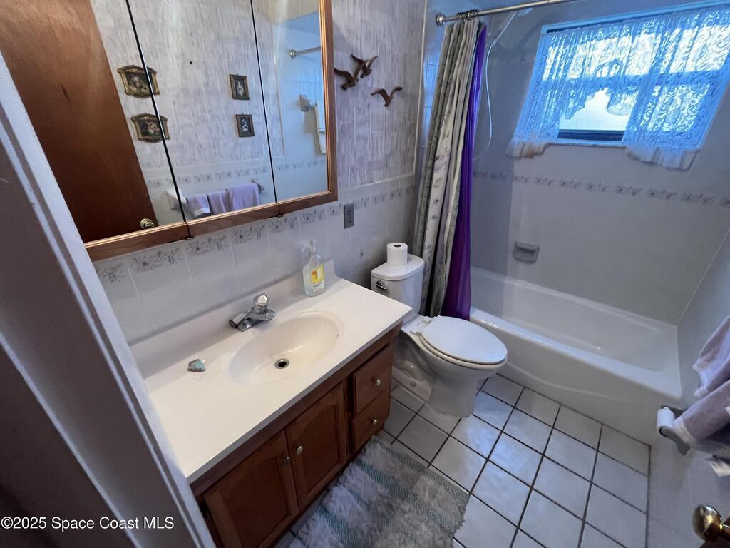 260 Melbourne Avenue, Merritt Island, FL 32953