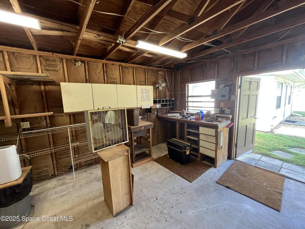 260 Melbourne Avenue, Merritt Island, FL 32953