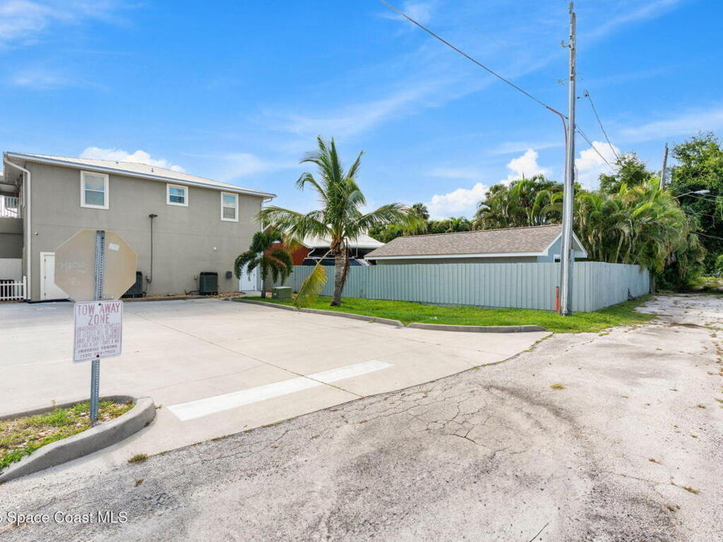 2012 Vernon Place, Melbourne, FL 32901