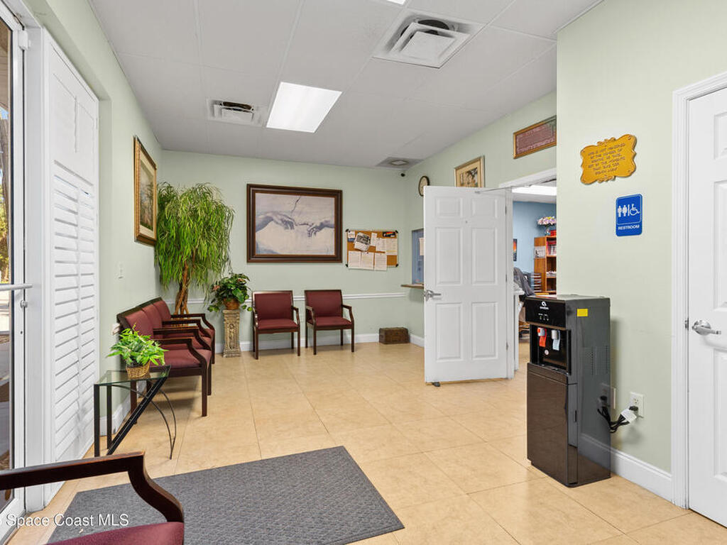 2012 Vernon Place, Melbourne, FL 32901