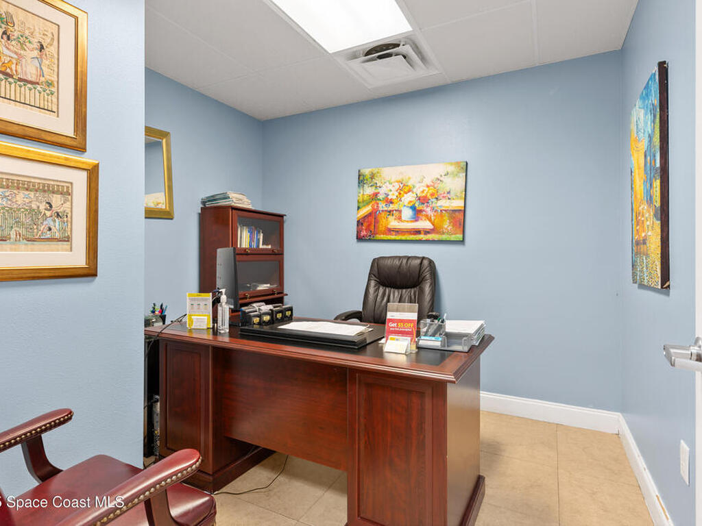 2012 Vernon Place, Melbourne, FL 32901