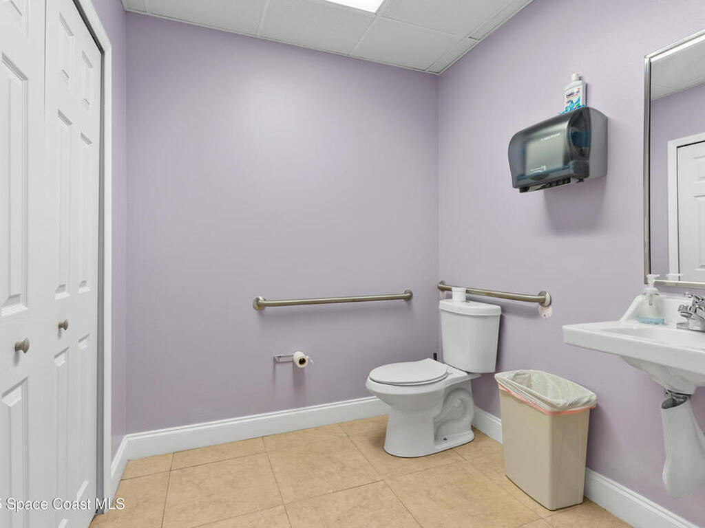 2012 Vernon Place, Melbourne, FL 32901