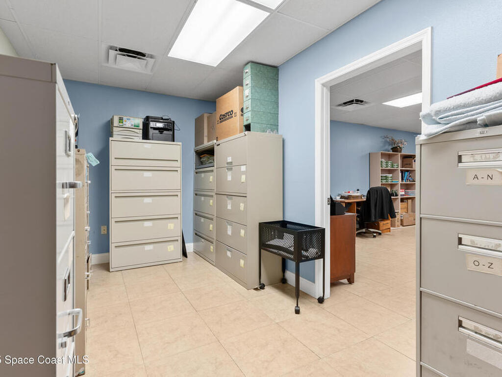 2012 Vernon Place, Melbourne, FL 32901