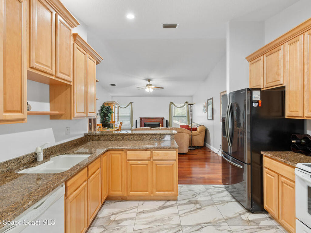 2012 Vernon Place, Melbourne, FL 32901