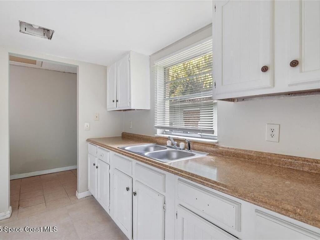 4404 35th Avenue, Vero Beach, FL 32967