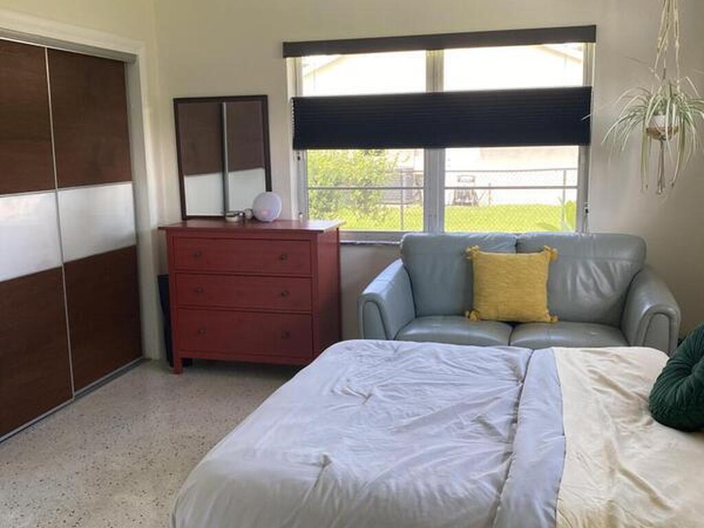 403 21st Place, Vero Beach, FL 32962