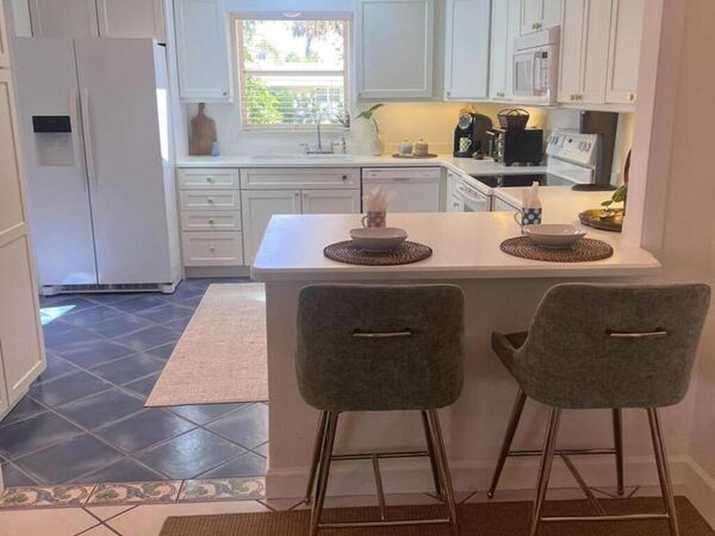 3735 Eagle Drive, Vero Beach, FL 32963