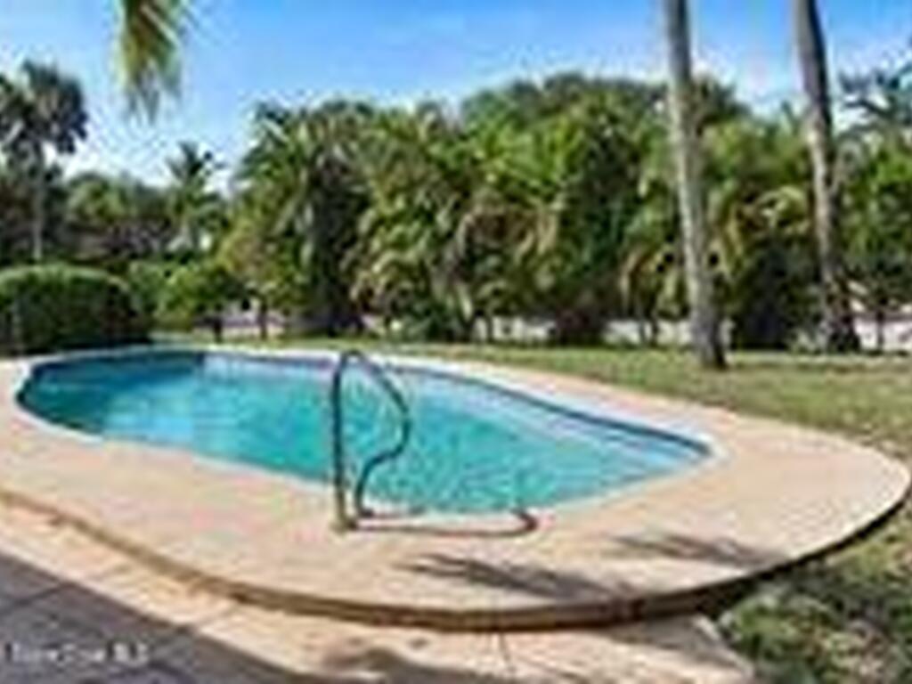 3735 Eagle Drive, Vero Beach, FL 32963