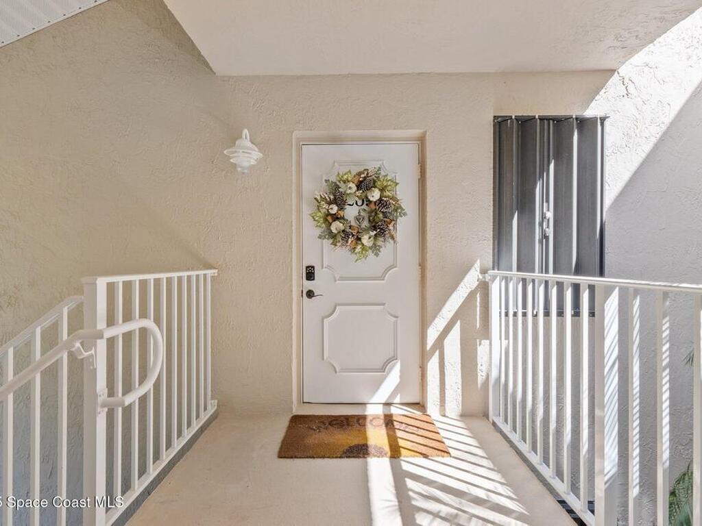 3212 S Lakeview Circle, Fort Pierce, FL 34949