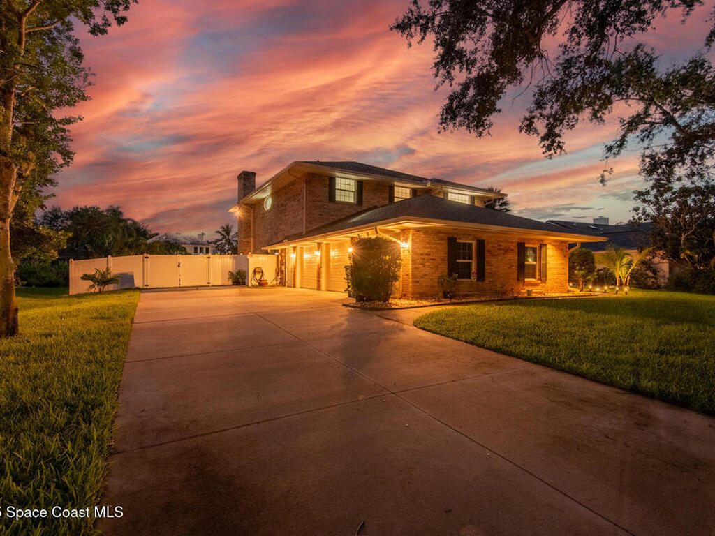 138 Windward Way, Indian Harbour Beach, FL 32937