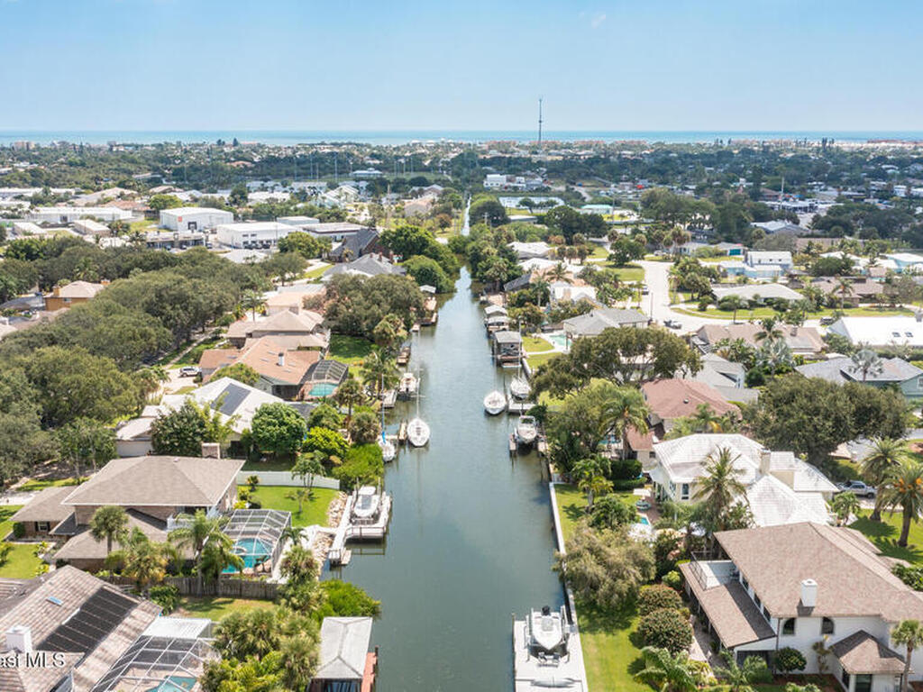 138 Windward Way, Indian Harbour Beach, FL 32937