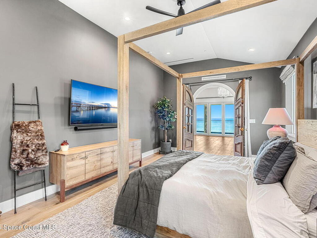 2765 N Highway A1a, Indialantic, FL 32903