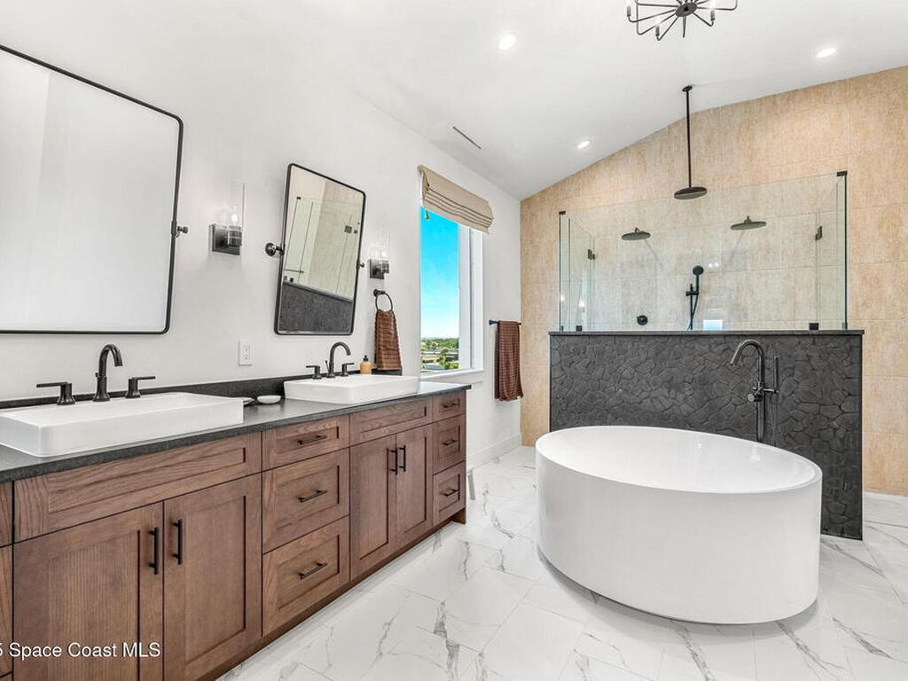 2765 N Highway A1a, Indialantic, FL 32903