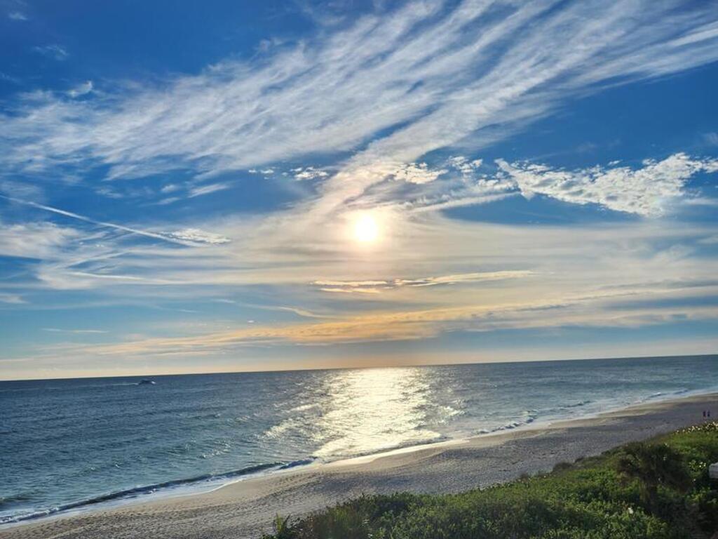 2725 N Highway A1a Highway, Indialantic, FL 32903