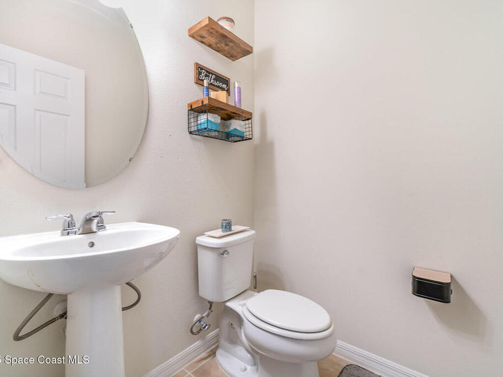 2266 Bluebird Place, St. Cloud, FL 34771