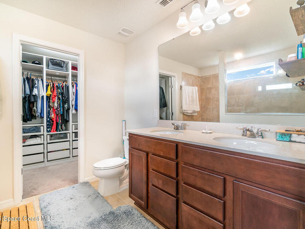 2266 Bluebird Place, St. Cloud, FL 34771