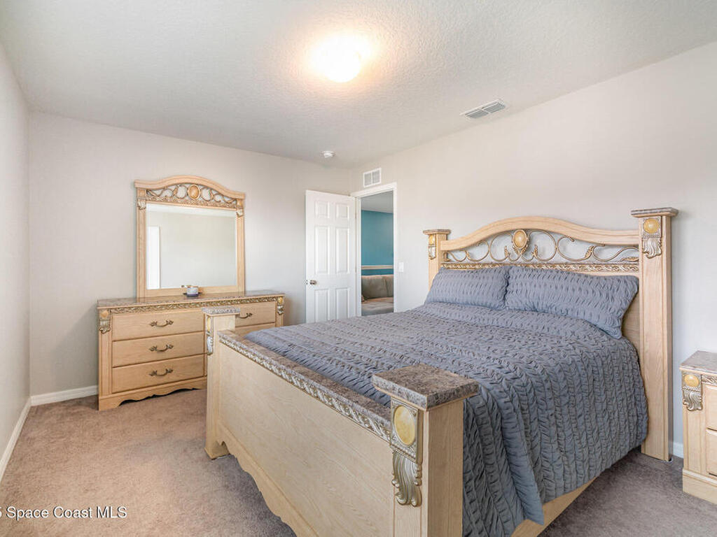 2266 Bluebird Place, St. Cloud, FL 34771