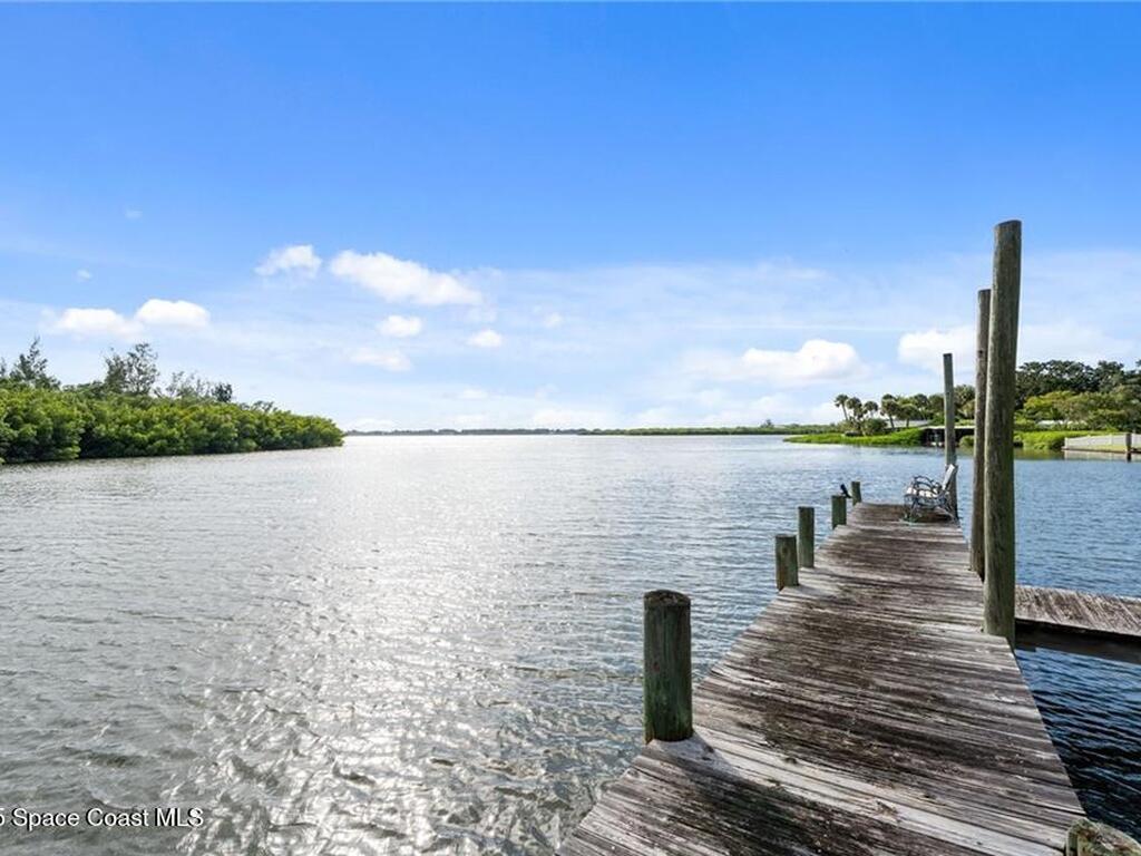 395 Live Oak Drive, Vero Beach, FL 32963