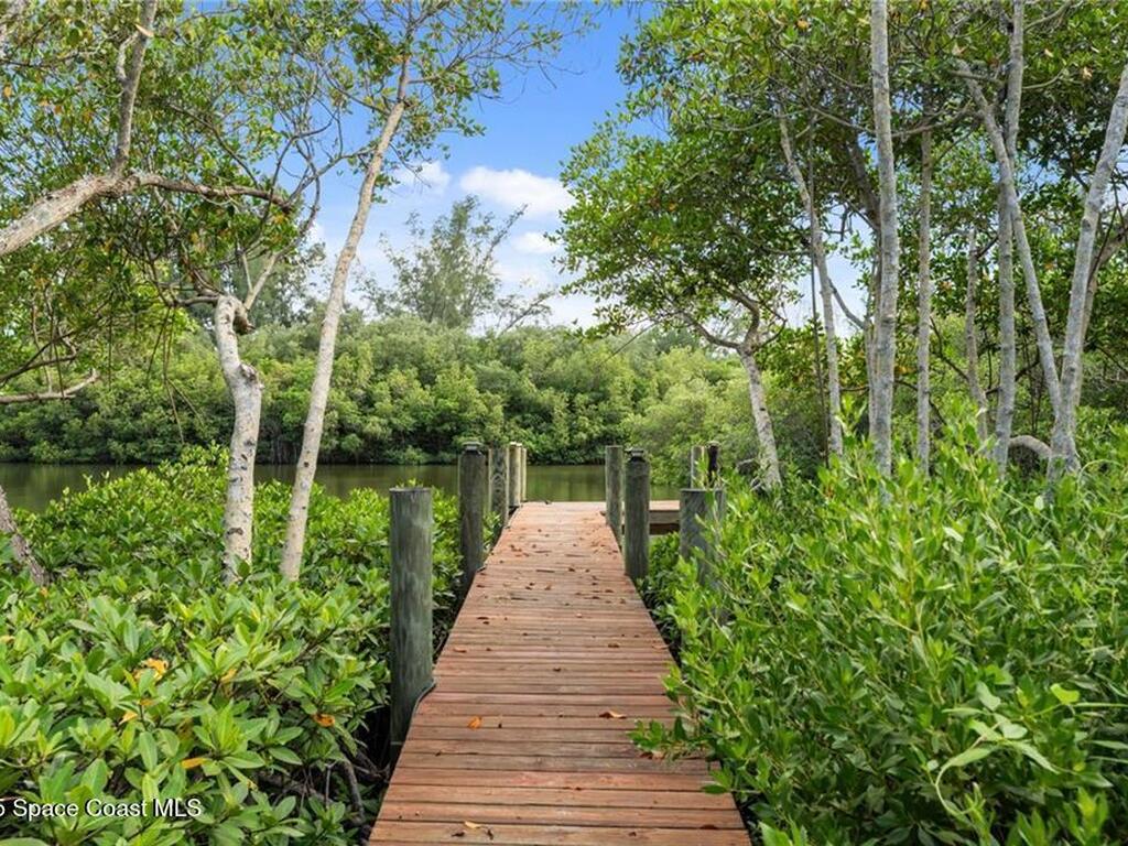 395 Live Oak Drive, Vero Beach, FL 32963
