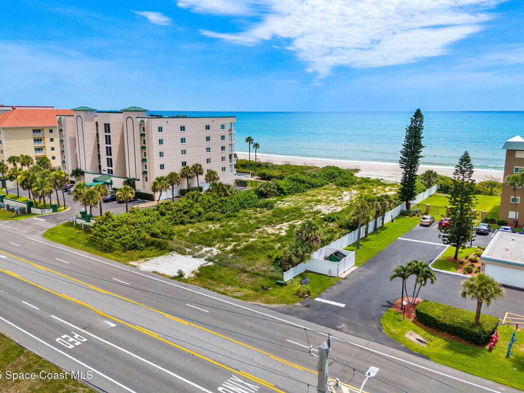 1455 N Highway A1A, Indialantic, FL 32903