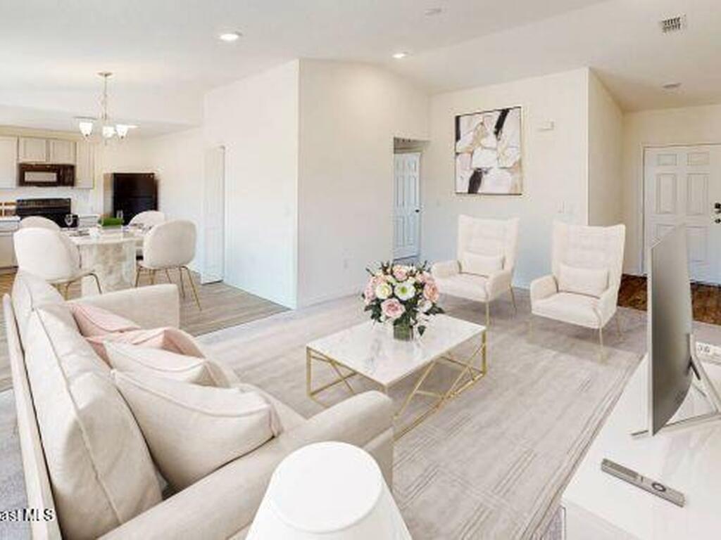 970 La Belle Avenue, Palm Bay, FL 32908