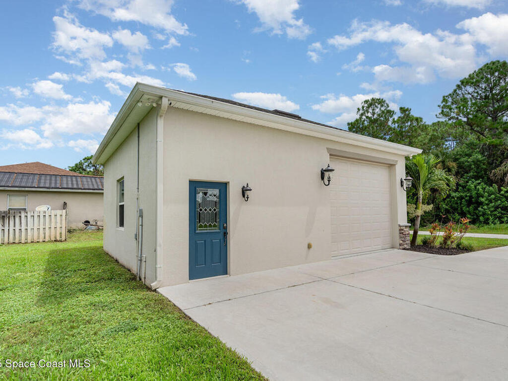 1017 Welco Street, Palm Bay, FL 32909