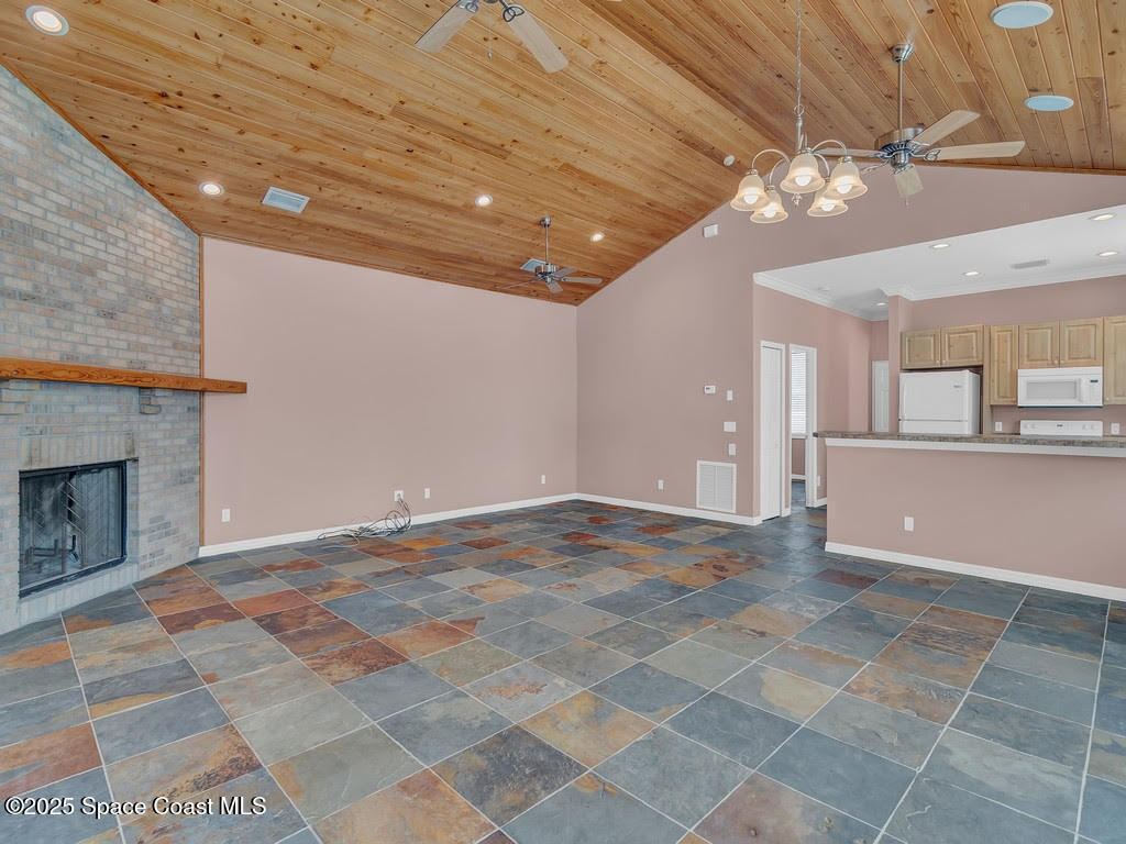 6355 65th Street, Vero Beach, FL 32967