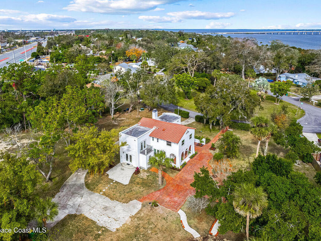 121 Circle Drive, Cocoa, FL 32922